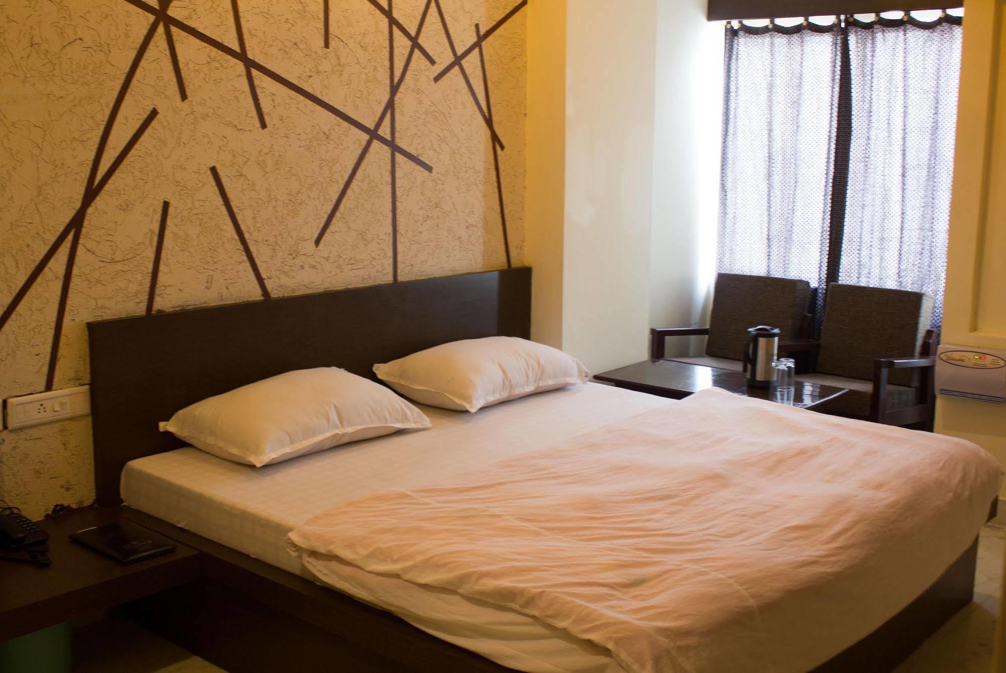 Hotel Holiday Home Jaipur Extérieur photo